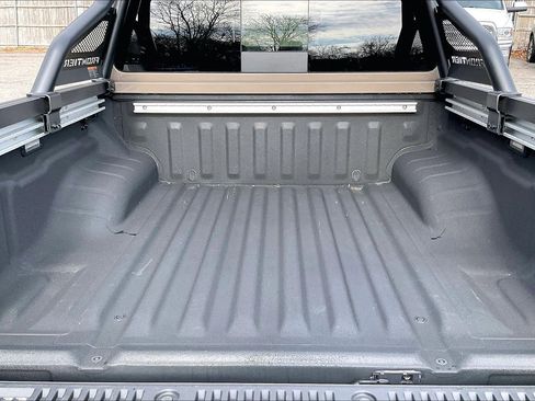 Used 2023 Nissan Frontier PRO-4X w/ Pro-4X Premium Package image 25