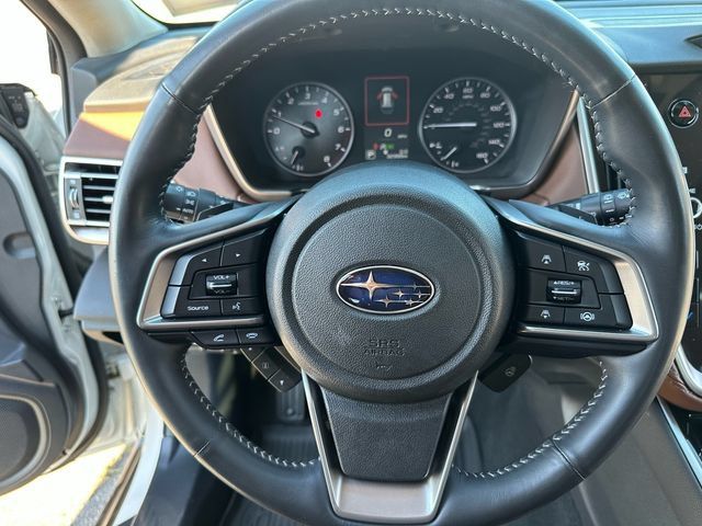 Used 2022 Subaru Outback Touring w/ Popular Package #2 AWD/4WD image 13
