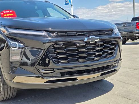 Certified 2024 Chevrolet Trax ACTIV w/ Driver Confidence Package FWD image 8