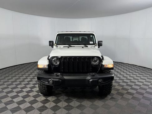 Used 2021 Jeep Gladiator Sport AWD/4WD image 3