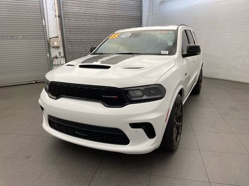 Certified 2025 Dodge Durango R/T image 3