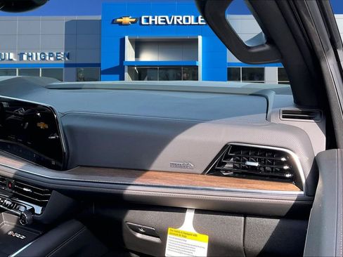 New 2026 Chevrolet Tahoe High Country AWD/4WD image 27