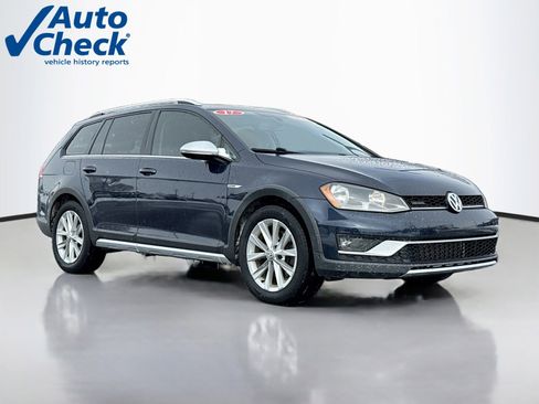 Used 2017 Volkswagen Golf Alltrack SE AWD/4WD image 1