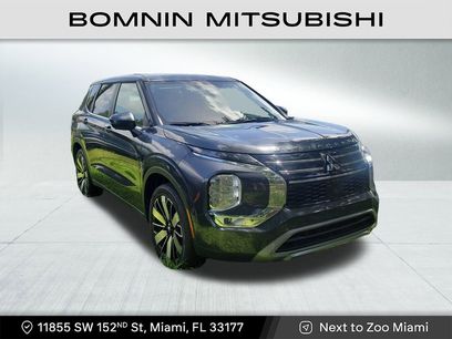 New 2025 Mitsubishi Outlander SE
