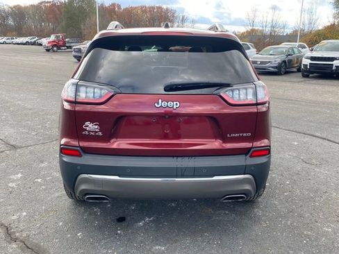 Used 2019 Jeep Cherokee Limited image 5