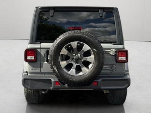 Used 2021 Jeep Wrangler Unlimited Sahara image 6