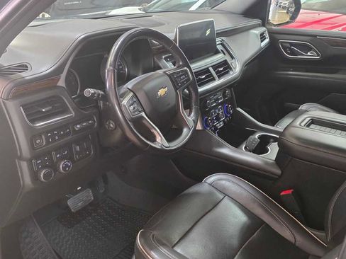 Used 2021 Chevrolet Suburban Premier w/ Premium Package image 7