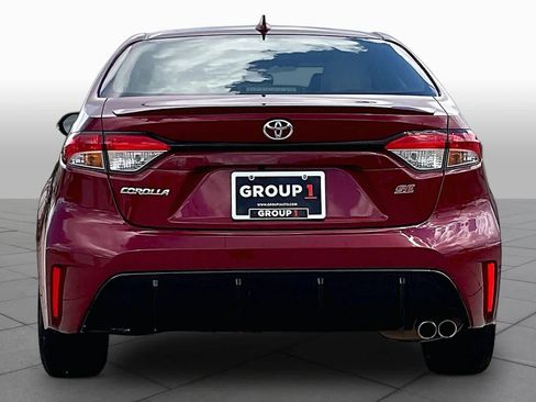 Used 2024 Toyota Corolla SE FWD image 5