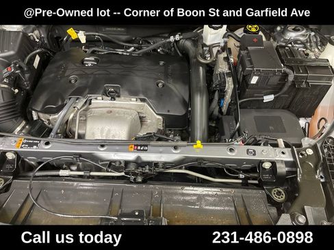 Used 2020 GMC Terrain SLT w/ Preferred Package AWD/4WD image 10