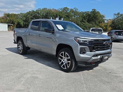 Used 2023 Chevrolet Colorado Z71 w/ Z71 Convenience Package 2