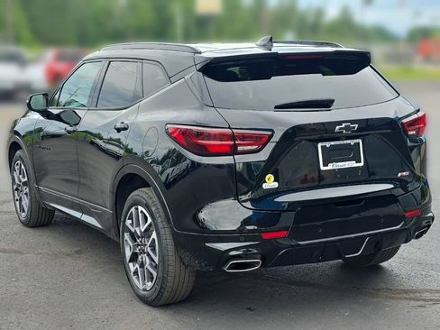Used 2025 Chevrolet Blazer RS AWD/4WD image 3