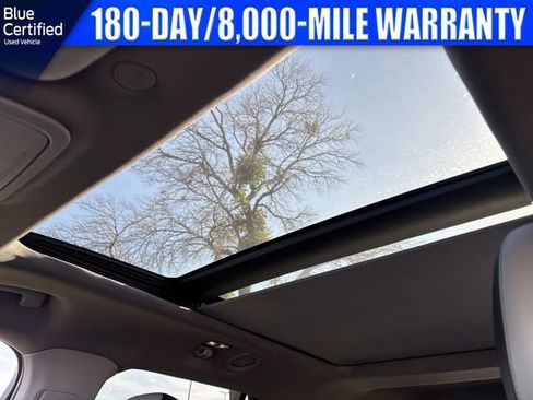 Used 2021 Ford Explorer XLT w/ Equipment Group 202A image 31