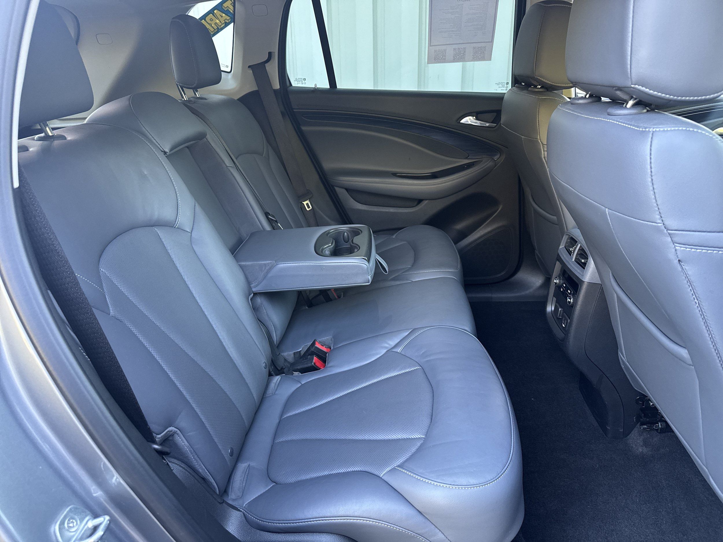 Used 2020 Buick Envision Essence AWD/4WD image 13