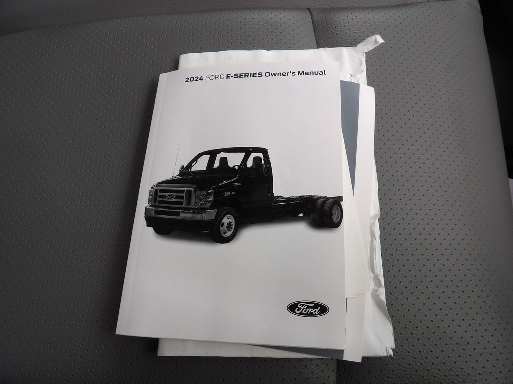 Used 2024 Ford E-350 and Econoline 350 Super Duty w/ Driver's Safety Package RWD image 32