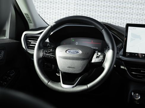 Used 2024 Ford Escape SE FWD image 9