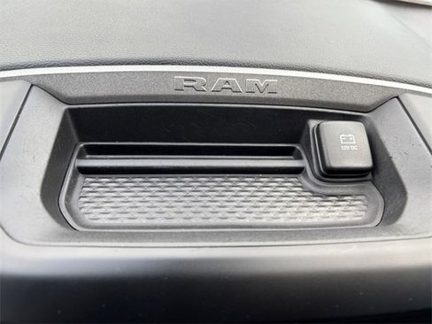 Used 2021 RAM 3500 Tradesman w/ Chrome Appearance Group image 19