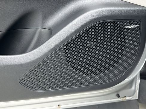 Used 2025 Hyundai Tucson Limited image 17