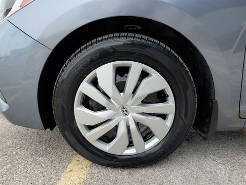 Used 2019 Hyundai Accent SE image 4
