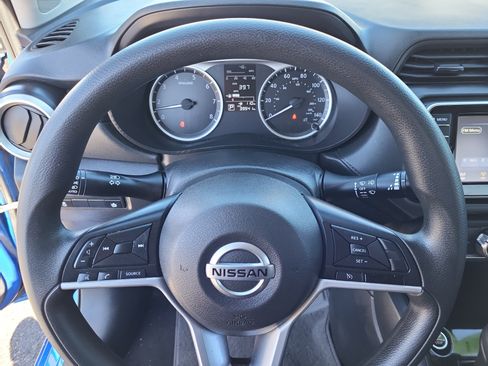 Used 2021 Nissan Versa S image 10