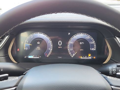 New 2025 Jeep Grand Cherokee Limited image 11