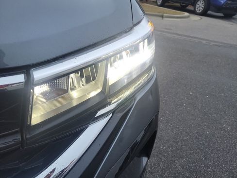 Certified 2024 Volkswagen Taos S image 30