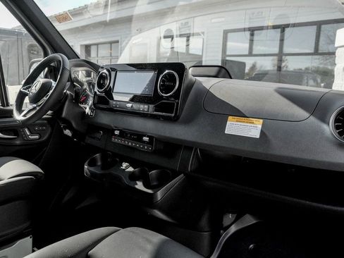 New 2025 Mercedes-Benz Sprinter 2500 image 23