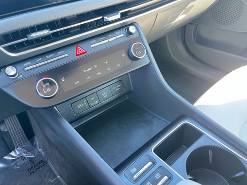 Used 2025 Hyundai Sonata SEL image 41