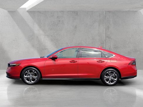 Used 2023 Honda Accord EX image 8