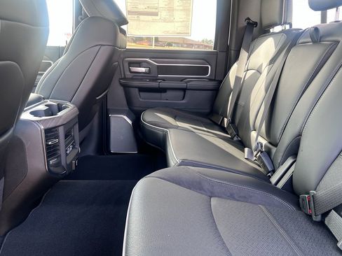 New 2026 RAM 2500 Laramie AWD/4WD image 15