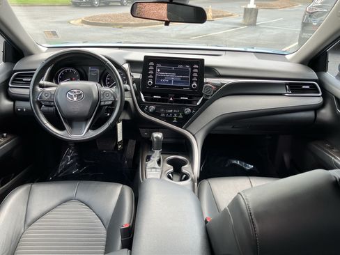 Used 2023 Toyota Camry SE FWD image 31