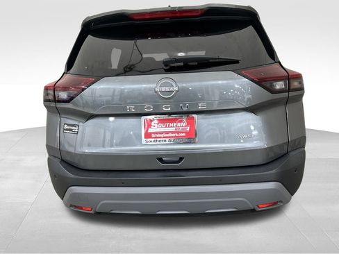 Used 2023 Nissan Rogue S image 4