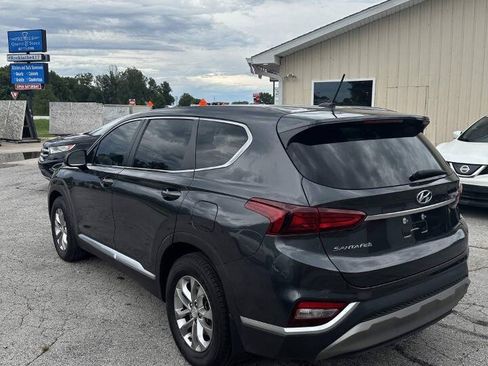 Used 2020 Hyundai Santa Fe SE FWD image 2