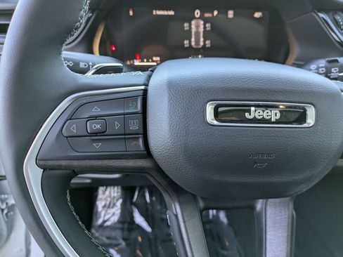 New 2026 Jeep Grand Cherokee Limited w/ Limited Altitude Package AWD/4WD image 14