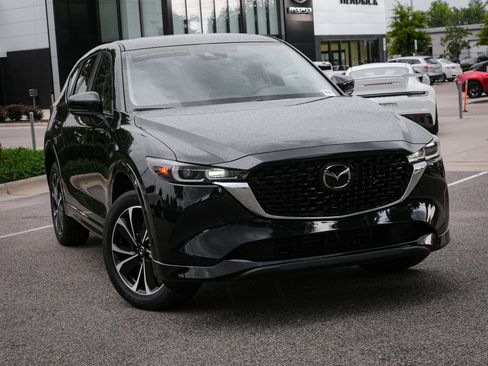 Used 2025 MAZDA CX-5 AWD 2.5 S w/ Preferred Package image 2