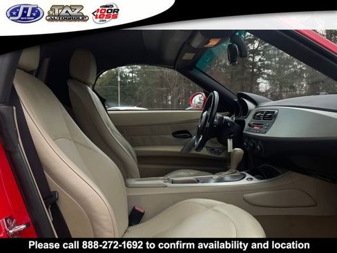 Used 2003 BMW Z4 2.5i image 11