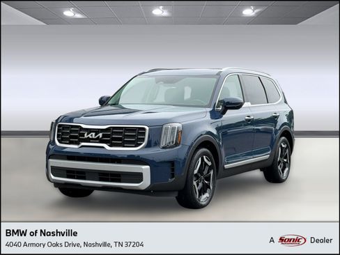 Used 2025 Kia Telluride S FWD image 1