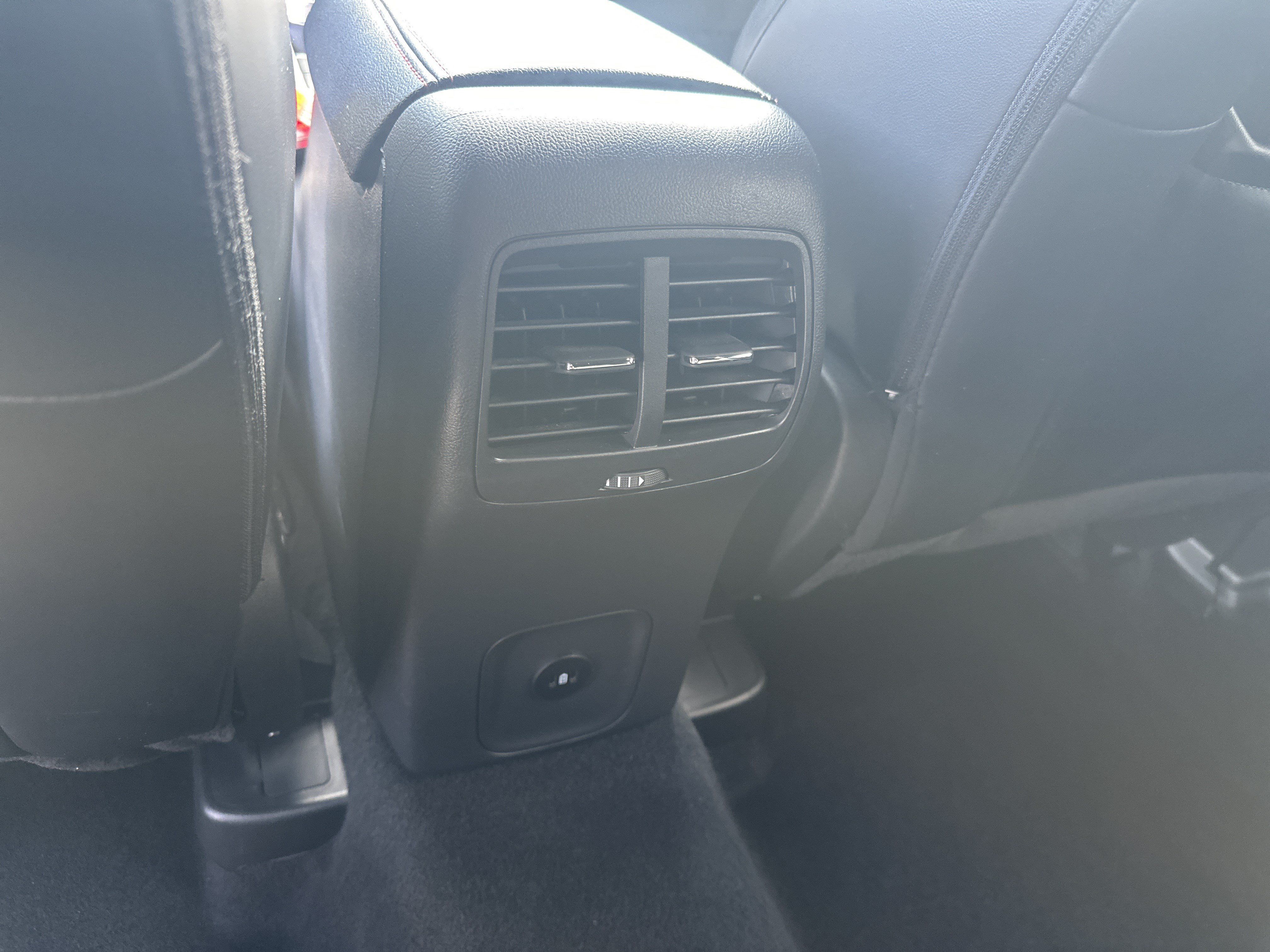 Used 2024 Ford Escape ST-Line w/ Tech Pack #1 AWD/4WD image 28