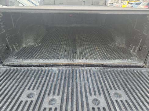 Used 2016 RAM 1500 Classic SLT image 24