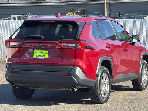Used 2024 Toyota RAV4 XLE w/ Convenience Package AWD/4WD image 4