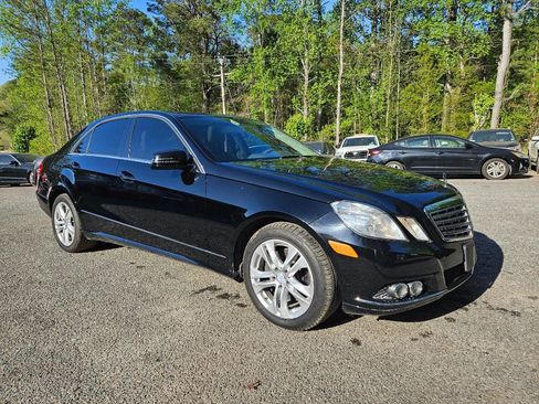 Used 2011 Mercedes-Benz E 350 4MATIC Sedan image 8
