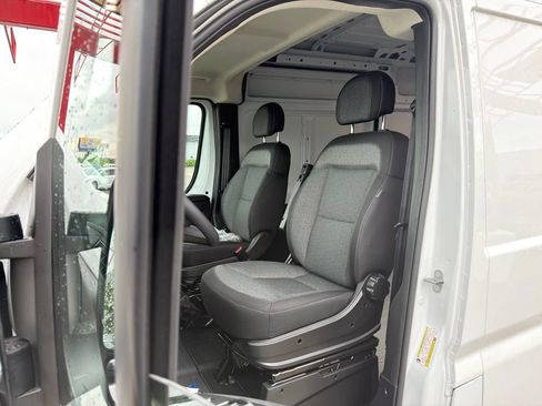New 2026 RAM ProMaster 2500 w/ Convenience Group FWD image 11