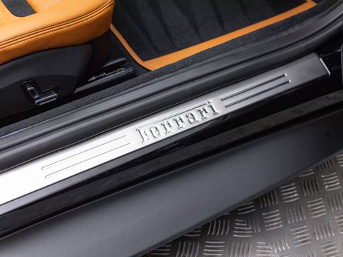 Used 2026 Ferrari Roma Spider image 34