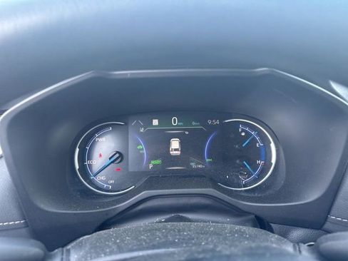 Used 2024 Toyota RAV4 XLE image 11