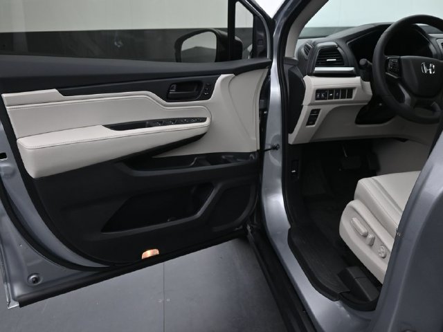 New 2026 Honda Odyssey EX-L image 16