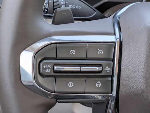 New 2026 GMC Acadia Denali w/ Super Cruise Package FWD image 25