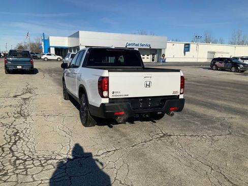 Used 2023 Honda Ridgeline Sport image 9