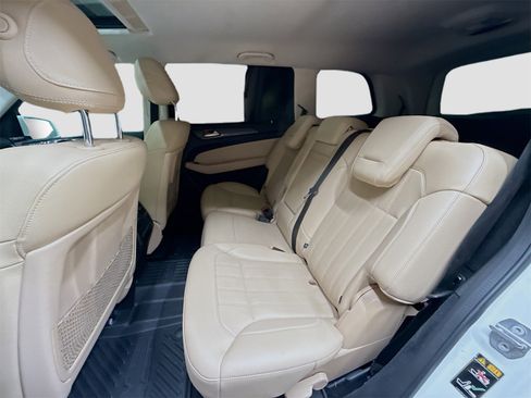 Used 2019 Mercedes-Benz GLS 450 4MATIC image 26