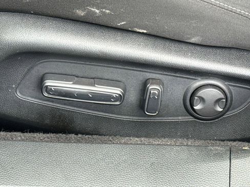 Certified 2023 Honda Accord EX image 18