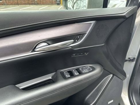 Used 2019 Cadillac XT5 Luxury image 18