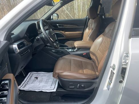 Used 2022 Kia Telluride SX w/ SX Prestige Package AWD/4WD image 12